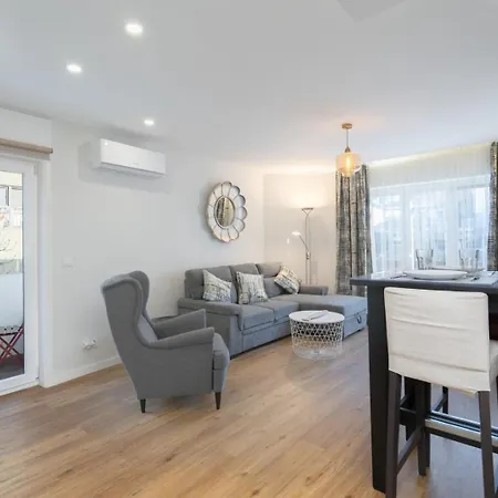 شقة Guestready - Stylish With Balcony In Gaia