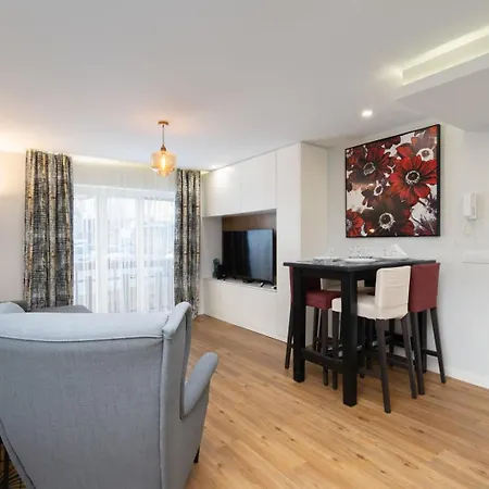 Lägenhet Guestready - Stylish With Balcony In Gaia