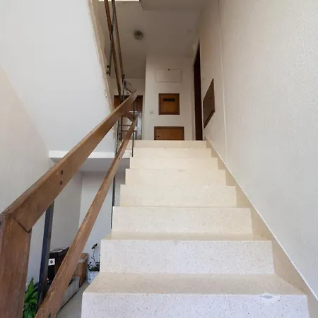 Guestready - Stylish With Balcony In Gaia Lägenhet *
